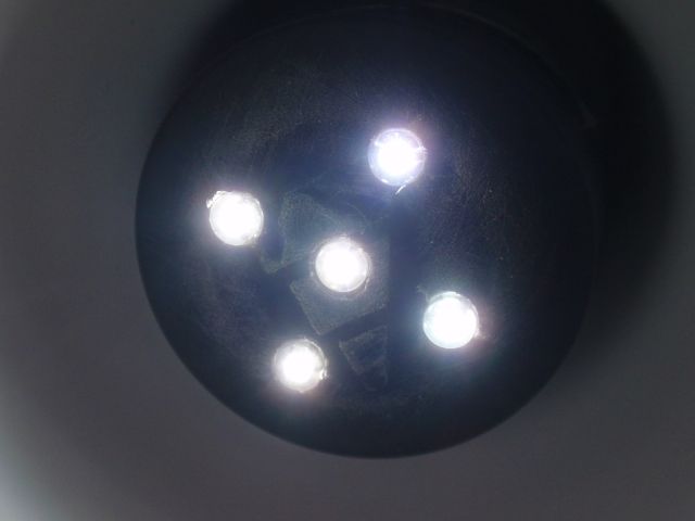 LED žárovka z blízka